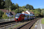 DB Desiro 642177 h�lt hier am 22.9.2026 um 14.42 Uhr auf der Fahrt nach Kaiserslautern als RB 65 in Hochst�tten.