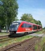 VT 642 009 als RE Leipzig - Gera rast am Haltepunkt Grodalzig vorbei VT 642 009 20.05.2009