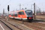 Die Bauarbeiten in Magdeburg-Neustadt machen es mglich: ein Desiro (642 693) als Regionalbahn nach Magdeburg Hbf fhrt auf den Gterzuggleisen durch den Rangierbahnhof Magdeburg-Rothensee.