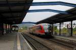 Im Bahnhof Sondershausen legt 642 063 am 2.10.2010 einen kurzen Halt ein.