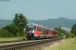 04.06.2011: 642 592 bzw. 642 092 und ein weiterer VT 642 unterwegs als RE 28021 (Neustadt (W) -Karlsruhe) bei Edesheim (Pfalz).