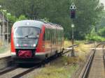 642 191 der Regio DB auf dem Weg von Halberstadt nach Dessau hier im Bahnhof von Frose am 09.07.2014.