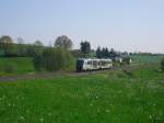 VT04 der Vogtlandbahn ist am 22.05.10 auf dem Weg nach Zwickau/Sachs.