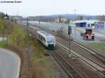 VT 22 der Vogtlandbahn mit VBG 81925 nach Schwandorf in Wiesau (Oberpf), 21.04.2010