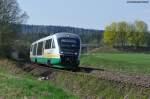 VT 19 A mit einer Vogtlandbahn von Hof nach Regensburg in der Nhe von Oberteich, 18.04.2011