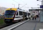 St�dtebahn Sachsen 642 345-2 als SBS 32590 aus Pirna, fotografiert im Bahnhof Bad Schandau am 31.10.2011