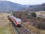 642 657 als RB 94 am 10.03.2021 auf dem Weg nach Marburg nach einem Halt in Wallau (Lahn)
