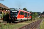 642 104  Dellfeld  als RB 28261  Bundenthaler  (Bundenthal-Rumbach - Neustadt (W) Hbf) im Bahnhof Dahn, 02.08.2015.