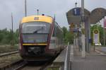 642 328 der SB hier als SB 33 von Königsbrück nach Dresden Neustadt am 10.05.2013  wenige Minuten vor der Abfahrt um 12:27 Uhr.