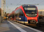 Die Euregiobahn (RB20) kommt aus Alsdorf-Annapark nach Stolberg-Altstadt,Langerwehe und kammen die Kohlscheider-Rampe hoch aus Richtung Herzogenrath und hilten in Kohlscheid und ffuhren in Richtung Richterich,Laurensberg,Aachen-West,Aachen-Schanz,Aachen-Hbf. 
Aufgenommen von Bahnsteig 2 in Kohlscheid.
Bei schönem Winterwetter am Kalten Nachmittag vom 18.1.2019.