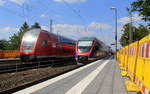 Ein Nachschuss von der Euregiobahn (RB20) kammen aus Düren,Stolberg-Altstadt nach Alsdorf und hielten in Kohlscheid und fuhren in Richtung Herzogenrath. 
Aufgenommen von Bahnsteig 1 in Kohlscheid. 
Bei Sommerwetter am Nachmittag vom 5.7.2019.