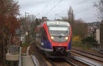 Zwei Euregiobahn (RB20) kommen aus Stolberg-Rheinland nach Stolberg-Rheinland-Altstadt-Düren und kommen aus Richtung Aachen-West und halten in Aachen-Schanz und fahren in Richtung Aachen-Hbf. 
Aufgenommen vom Bahnsteig von Aachen-Schanz. 
Bei Regenwolken am Nachmittag vom 28.11.2019.