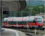 Der Zug fhrt ab und zurck bleibt ein leerer Bahnsteig. 22.06.09 (Jeanny)