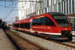 643 573-9/943/643 mit einem Regionalzug Enschede-Gronau auf Bahnhof Enschede am 25-2-2003. Bild und scan: Date Jan de Vries.