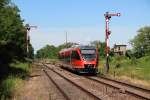 643 511 als RB 18845 (Neustadt (Weinstr) Hbf - Wissembourg) bei der Einfahrt in Winden (Pfalz) am 16.06.13