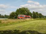 Zwischen Ochtrup und Gronau und ein Misch aus Sonne und Wolken passiert der 643 043 die Verdichtungs Station und fhrt weiter nach Gronau. 19.07.2013