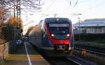 Zwei Euregiobahn (RB20) aus Heerlen(NL)-Stolberg-Hbf kommen die Kohlscheider-Rampe hoch aus Richtung Herzogenrath und halten in Kohlscheid und fahren in Richtung Richterich,Laurensberg,Aachen-West.