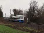 Zwei 643 der Bayrischen Oberlandbahn fuhren am 19.12.14 bei trübem Wetter durch Syrau/V.