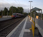 Zwei Euregiobahn (RB20) kommt aus Düren nach Herzogenrath,Alsdorf und kommt aus Richtung Aachen-West,Laurensberg,Richterich und halten in Kohlscheid und fahren in Richtung Herzogenrath.