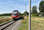 Am Sonntagnachmittag fuhr der 644 031 als RB38 nach Köln Deutz/Messe durch Glesch.