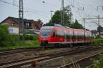 Als RB 38 nach Düsseldorf Hbf verlässt der 644 561 Grevenbroich in Richtung Kapellen/Erft. 26.6.2015