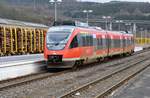 644 525 mit RE17 nach Hagen Hbf. am 24.02.2017 bei der Einfahrt in den Bahnhof Arnsberg. 