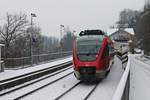 Nachschuss auf 644 524  Landkreis Waldshut , als dieser bei leichtem Schneetreiben am Morgen des 15.02.2018 als RB (Lauchringen - Basel Bad Bf) in den Bahnhof von Laufenburg (Baden) fuhr.