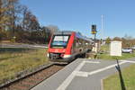 Haltestelle Hedersdorf so eben hat der 648 311 die Fahrgäste ausgespuckt und fährt seiner Endstation entgegen.