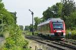 Am 15.06.2021 ist der DB-648 004 im Auftrag von Abellio auf der Strecke Wesel - Bocholt unterwegs, hier verlässt er den Bahnhof Hamminkeln.