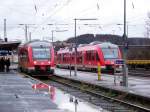 Bei leichten Regen fhrt die 648 758 in den Bahnhof Kreiensen ein.