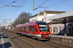 Einige Jahre wurden die RB-Leistungen zwischen Pinneberg und Neumünster am Wochenende durch Dieseltriebwagen erbracht. Vorwiegend kamen dort Triebwagen der Baureihe 648, selten Triebwagen der Baureihe 628 zum Einsatz. Am 02.03.2008 wartete 648 002 in Pinneberg auf die Abfahrt als RB nach Neumünster. 