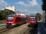 Zugkreuzung zweier LINT 41: 648 464 nach Lüneburg und 648 341 über Lübeck nach Kiel; Ratzeburg, 12.09.2014  