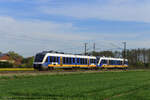 VT 648 447 und VT 648 441 (RheinRuhrBahn) als RE10 Richtung Kleve in Meerbusch B�singhoven, 8. April 2026