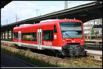 DB 650302-1 Regio Shuttle auf der S 1 am 8.7.2006 im HBF Pforzheim.