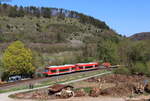 650 302-2 und 650 001-0 als RB 17421 (Tübingen Hbf - Horb) bei Horb 20.4.22