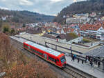 DB  Kulturbahn  VT 650 303 mit der RB 74 nach Horb in Calw, 09.02.2026.