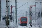 650 102-7 & 650 105-0 sind am winterlichen Morgen des 23.03.08 unterwegs als RE 22518 von Ulm Hbf nach Ellwangen, aufgenommen bei der Einfahrt auf Gleis 1J des Goldshfer Regionalbahnhofs.