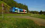 Bunti nannten Sie ihn, er fuhr nur 2 Sommer..... 650 703 hier auf der Nebenbahn nach Bad Steben am 16.04.2017. Im November / Dezember 2017 verlor er bei der HU seine besondere Beklebung...