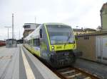 VT 650.707 von Agilis steht als ag 87015 nach Selb Stadt im HoferHauptbahnhof, 28.04.13