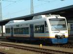 Regioshuttle VT 501 der SWEG am 14.04.2003 in Kehl. Die Regioshuttle der OSB fahren auch die Strecke Offenburg - Kehl, die OSB ist eine Tochtergesellschaft der SWEG.