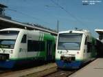 Regioshuttle 004 und 012 der BSB am 14.04.2003 in Freiburg Hbf.