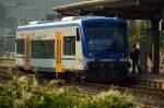 Kurze Zeit nach dem der 650 352 aus Emmelshausen kommend in den Hbf Boppard eingefahren ist, hat der Tf die Zugschlußleuchten eingeschaltet und den Führerstand gewechselt, um alsbald wieder als RB 93 in den Hunsrück hinauf zu fahren. 7.9.2014