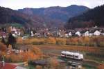 Das Regioshuttle RS1 der Ortenau-S-Bahn auf der Renchtalbahn zwischen Oberkirch und Bad Griesbach.