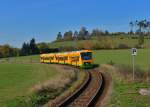 650 665 (VT 32) + 650 672 (VT 39) + 650 663 (VT 28) als OPB 74181 am 26.10.2015 bei Runding.