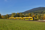 650 665 (VT 32) + 650 672 (VT 39) + 650 663 (VT 28) als OPB 74181 am 26.10.2015 bei Hohenwarth.