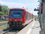 Nachschuss auf 650 105 / 650 116 als RS 21 nach Biberach im Bahnhof Warthausen am 15. Mai 2022.

 