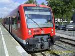 650 121-7 und 650 120-9 stehen am 27.9.2008 als RB 22218 von Metzingen nach Urach in Metzingen.