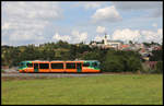 GWTrain VT 654048-7 aus Karlovy Vary erreicht hier am 18.08.2020 um 15.52 Uhr auf der Fahrt nach Mariansky Lazne pünktlich Tepla.