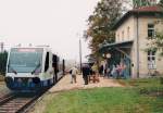 Der DKB-Regiosprinter hielt fr eine Schnupperfahrt nach Nrdlingen am 13.10.95 in Wilburgstetten.