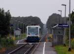 Ein Gleis und zwei Bahnsteige, der Hintere ist fr Zge nach Dalheim, der rechte ist fr Zge nach Mnchengladbach.